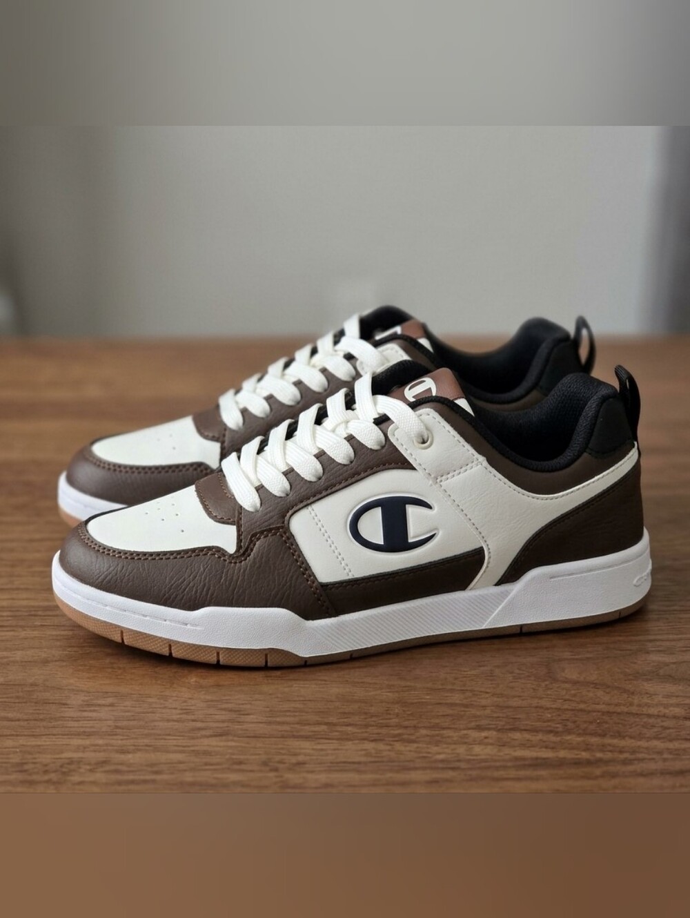 Champion Women Low-Top Sneakers - White, Brown & Black